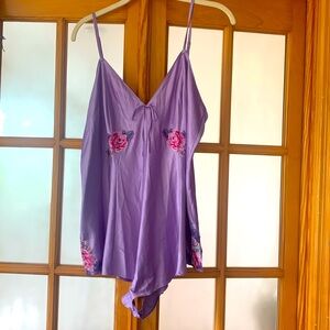 Victorias Secret Teddy in Lilac with floral Lace Details